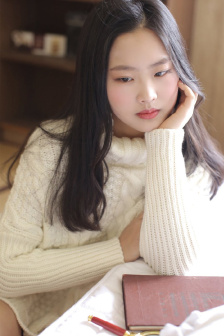 奶头大他一口都含不住